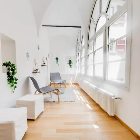 Apartment Easylife Swiss - Luxurious Garden Retreat In Castel Grande, Pergola & Historic Charm X6 *